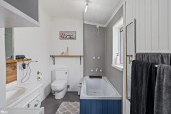 979 Tea Tree Rd, Tea Tree TAS 7017, Australia