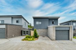 Unit 2/87 Tennent Rd, Mount Hutton NSW 2290, Australia