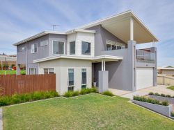 48 Tumbarri Way, Hannans WA 6430, Australia