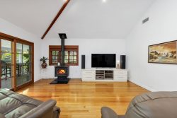 Unit 5/381 Tumbi Rd, Wamberal NSW 2260, Australia