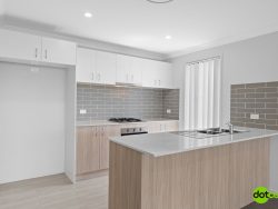 15 Violet Rd, Hamlyn Terrace NSW 2259, Australia