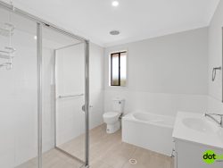 15 Violet Rd, Hamlyn Terrace NSW 2259, Australia