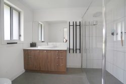 14 Wade St, Hamilton VIC 3300, Australia