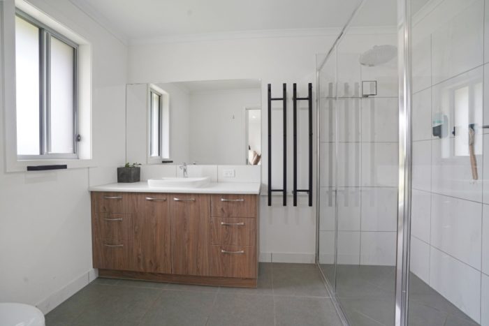14 Wade St, Hamilton VIC 3300, Australia