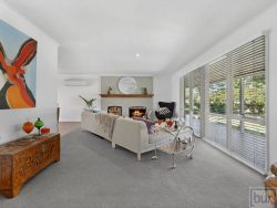 142 Whittaker Ln, Howlong NSW 2643, Australia