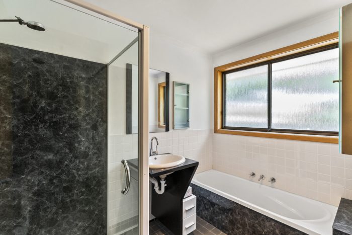 1 Willowbend Rd, Kingston TAS 7050, Australia