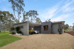44 Wills St, Dunkeld VIC 3294, Australia