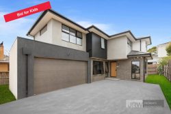 Unit 2/15 Wilson Rd, Glen Waverley VIC 3150, Australia