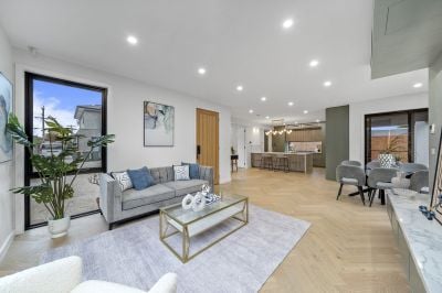 Unit 2/15 Wilson Rd, Glen Waverley VIC 3150, Australia