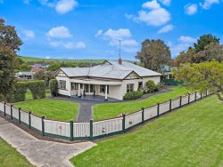 50 Winter St, Coleraine VIC 3315, Australia