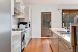 4-6 Winterley Rd, Point Lonsdale VIC 3225, Australia