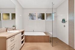 4-6 Winterley Rd, Point Lonsdale VIC 3225, Australia