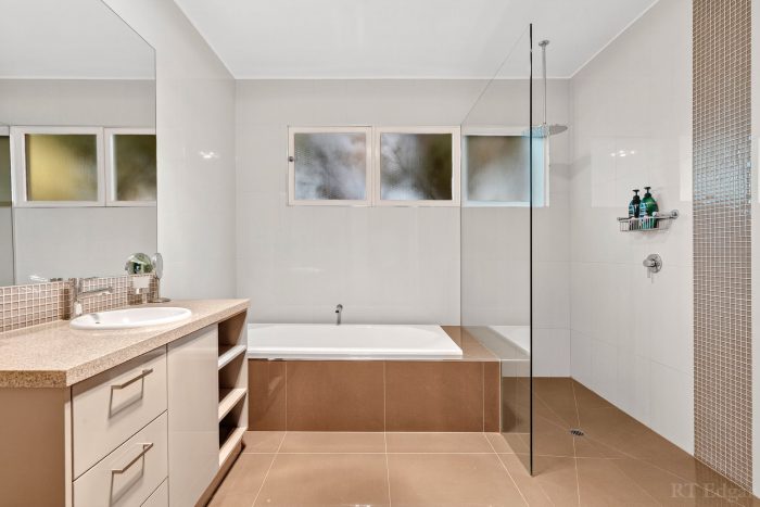 4-6 Winterley Rd, Point Lonsdale VIC 3225, Australia