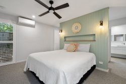 8A Karnang Dr, Boomerang Beach NSW 2428, Australia
