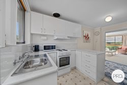 Unit 2/69 Allumba St, Howrah TAS 7018, Australia