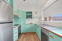 Unit 3/10 Alukea Ave, Point Clare NSW 2250, Australia