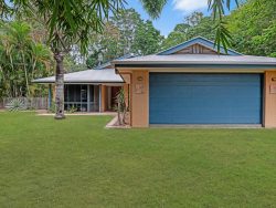 22 Flora Ct, Dundowran Beach QLD 4655, Australia