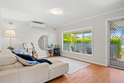 6 Boronia Ave, Woy Woy NSW 2256, Australia
