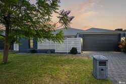 6 Browder Dr, Seville Grove WA 6112, Australia