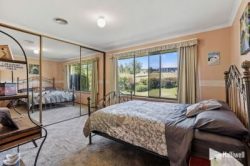 1 Camborne Dr, Acacia Hills TAS 7306, Australia
