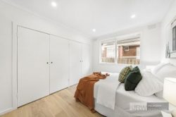 43 Cambrian Cres, Wheelers Hill VIC 3150, Australia