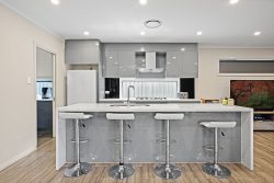 10 Carcoola Wy, Jordan Springs NSW 2747, Australia