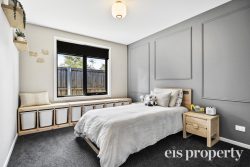 5 Challis Cres, Deep Bay TAS 7112, Australia
