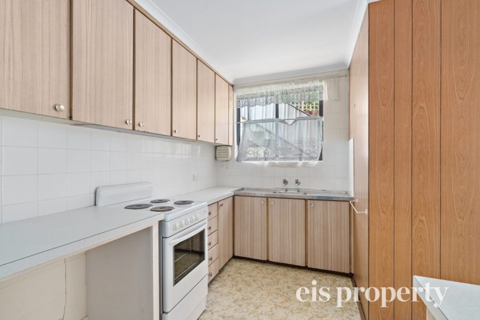 40 Corby Ave, West Hobart TAS 7000, Australia