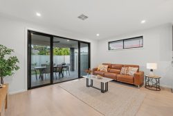 1D Parkmore Ave, Sturt SA 5047, Australia