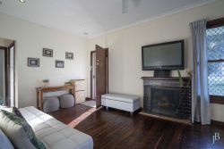 338 Fulham St, Cloverdale WA 6105, Australia