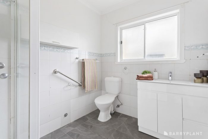 143 Dougharty Rd, Heidelberg West VIC 3081, Australia