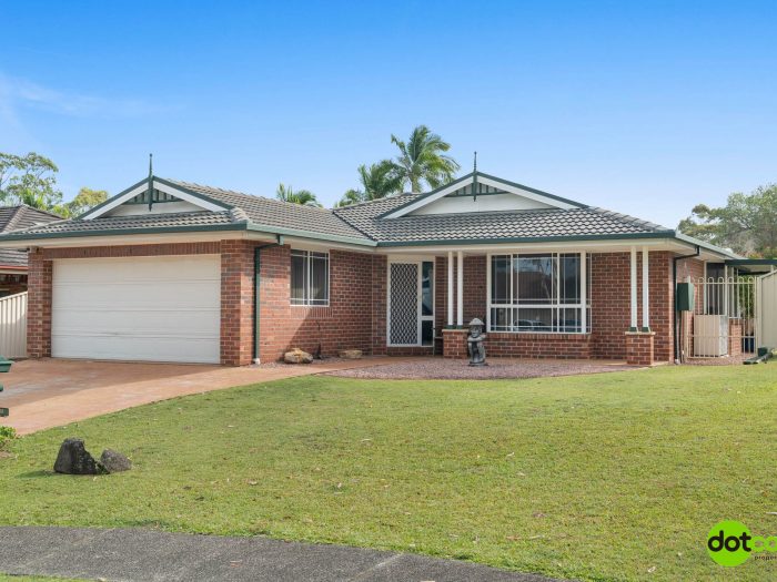 19 Ebony Dr, Hamlyn Terrace NSW 2259, Australia