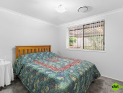 19 Ebony Dr, Hamlyn Terrace NSW 2259, Australia