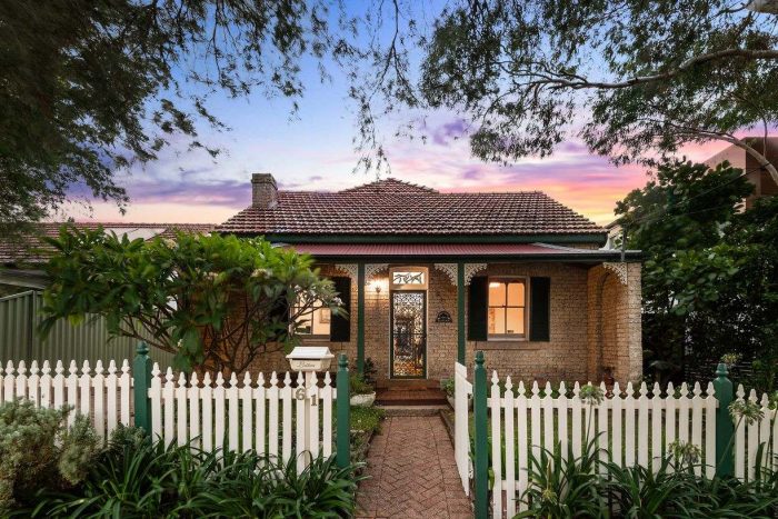 61 Bayview St, Bexley NSW 2207, Australia