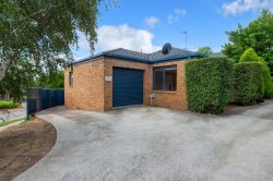 Unit 1/122 Fergus Rd, Karabar NSW 2620, Australia