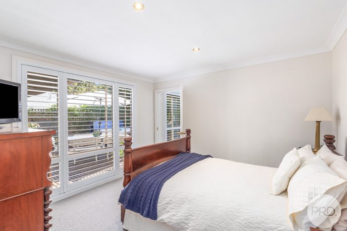 15 Flannel Flower Fairway, Shoal Bay NSW 2315, Australia