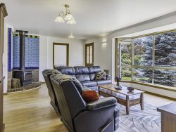 22 Frankcomb St, Huonville TAS 7109, Australia