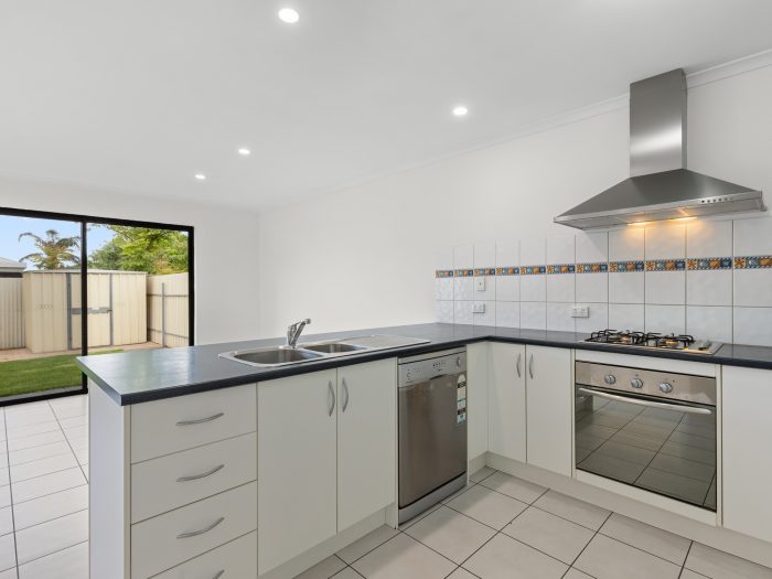1 George St, O’Sullivan Beach SA 5166, Australia