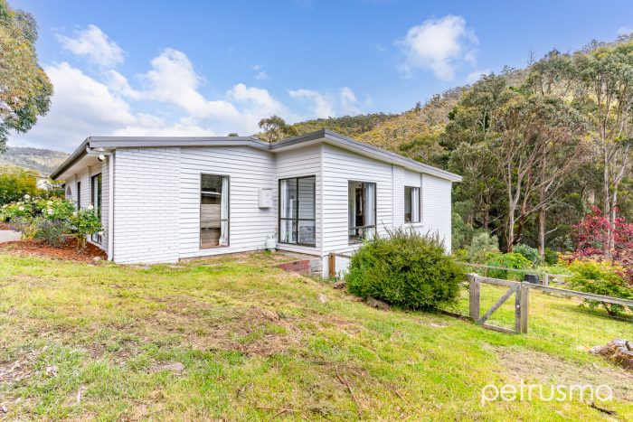 40 Glenlusk Rd, Berriedale TAS 7011, Australia