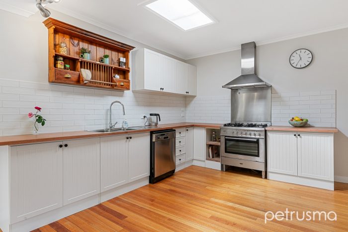 40 Glenlusk Rd, Berriedale TAS 7011, Australia