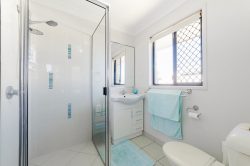 29 Hawkins St, Bucasia QLD 4750, Australia