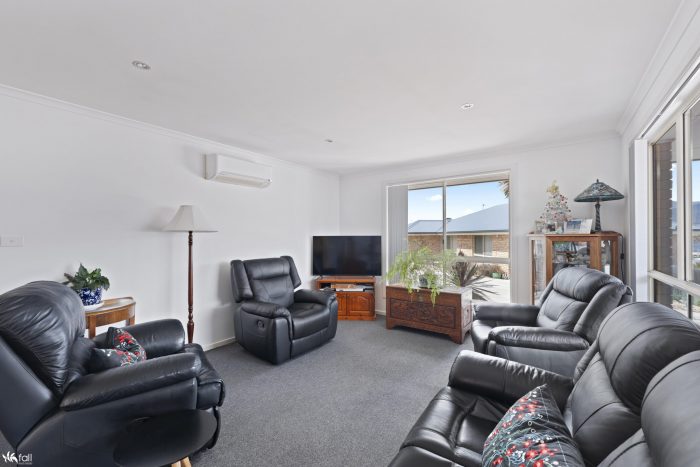 Unit 5/26 Henty Cl, Old Beach TAS 7017, Australia