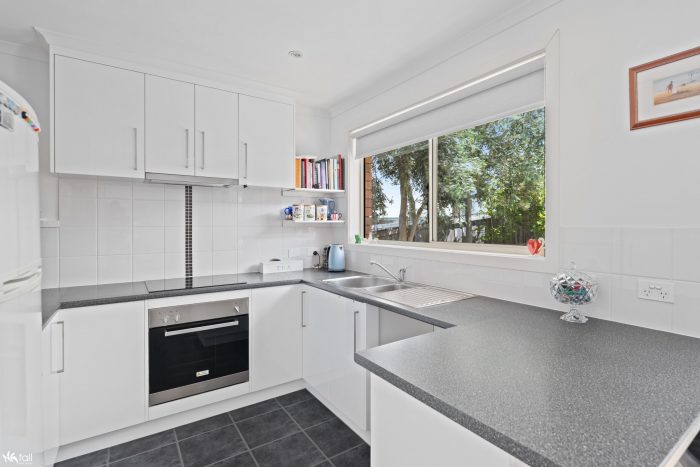 Unit 5/26 Henty Cl, Old Beach TAS 7017, Australia
