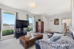 20 Hillside Dr, Blackmans Bay TAS 7052, Australia