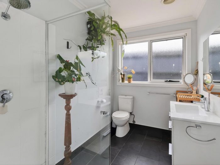 2 Singleton Ct, Warrnambool VIC 3280, Australia
