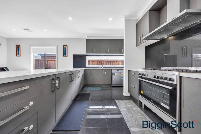 31 Jessen Way, Wyndham Vale VIC 3024, Australia