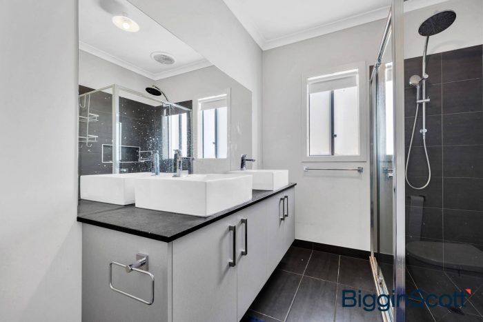 31 Jessen Way, Wyndham Vale VIC 3024, Australia