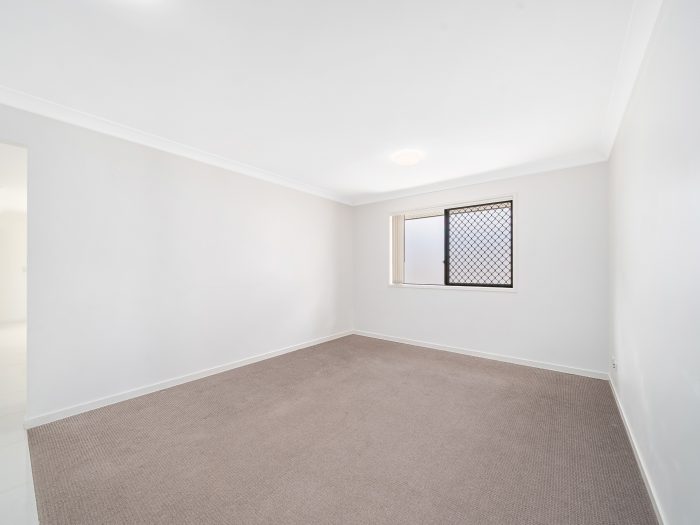 16 Kingdom Cct, North Lakes QLD 4509, Australia