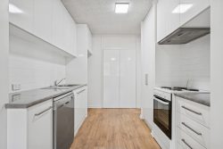 Unit 2/233 East Terrace, Adelaide SA 5000, Australia