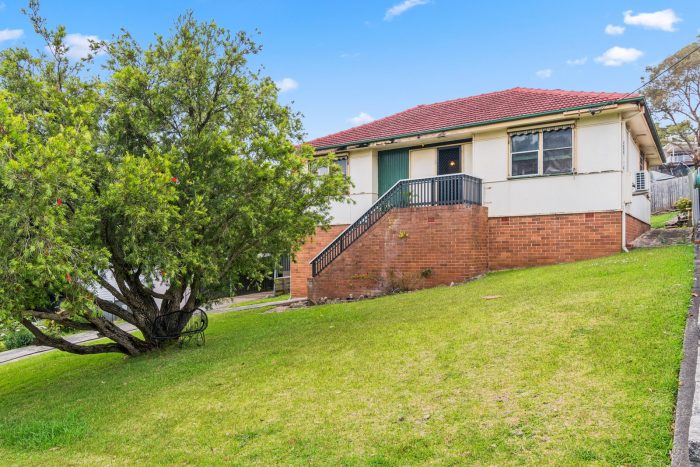 120 Lakelands Dr, Dapto NSW 2530, Australia